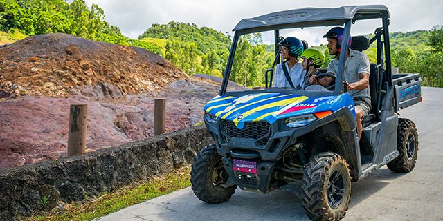 Quad biking and buggy at vallee des couleurs (4)